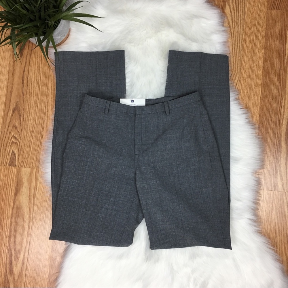 GAP Classic Fit Pleated Trouser Pants Size 2R